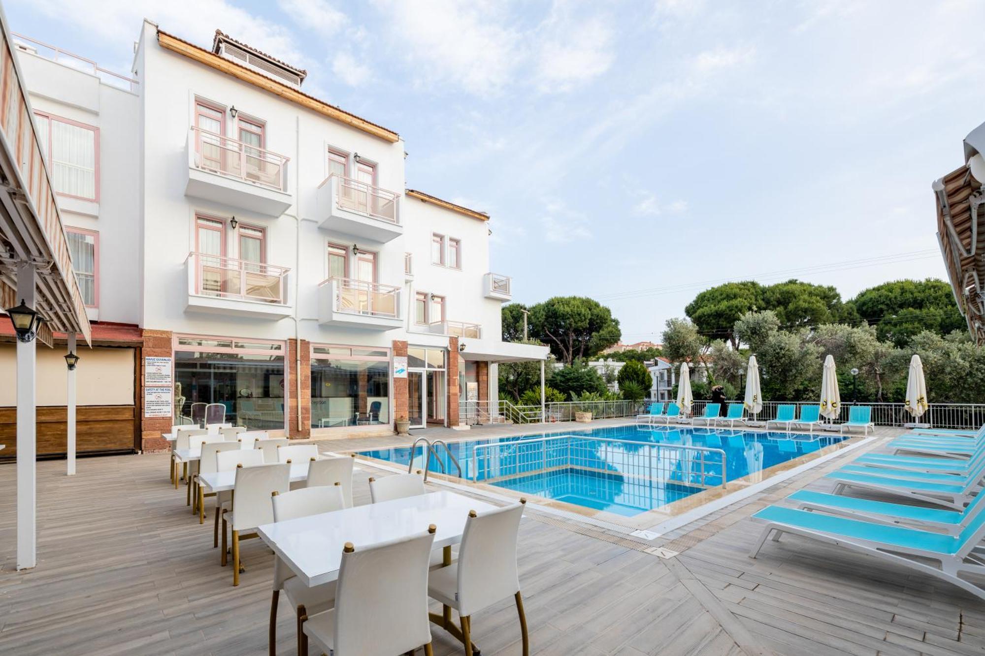 Hanedan Beach Hotel Foca Kültér fotó