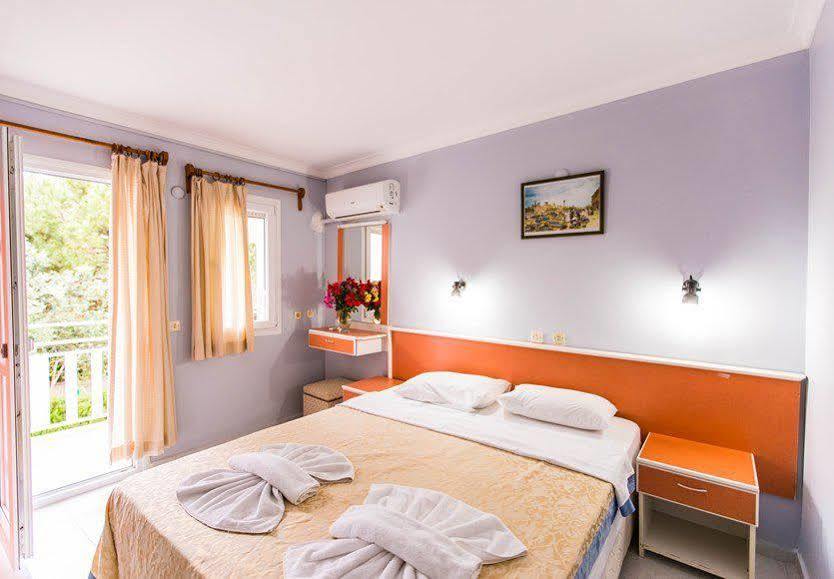 Hanedan Beach Hotel Foca Kültér fotó