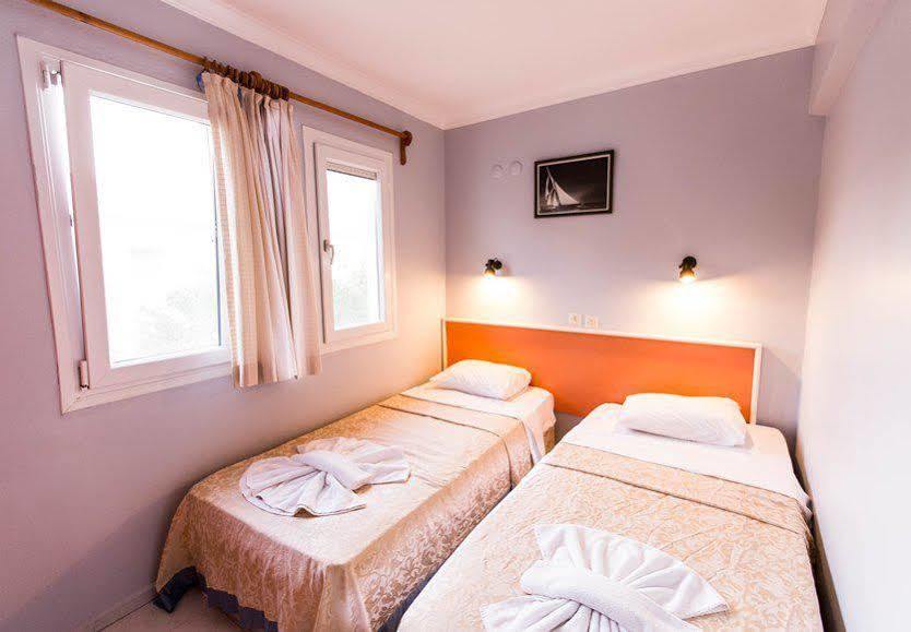 Hanedan Beach Hotel Foca Kültér fotó